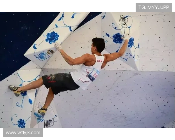 重庆街舞队在极限运动世界杯积分榜中以98分稳居第一名引领风骚